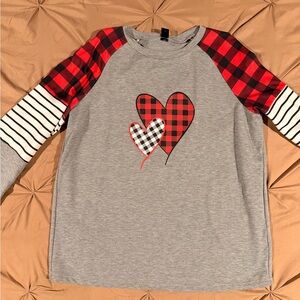 SHEIN Long Sleeve Tee with Plaid Heart Design